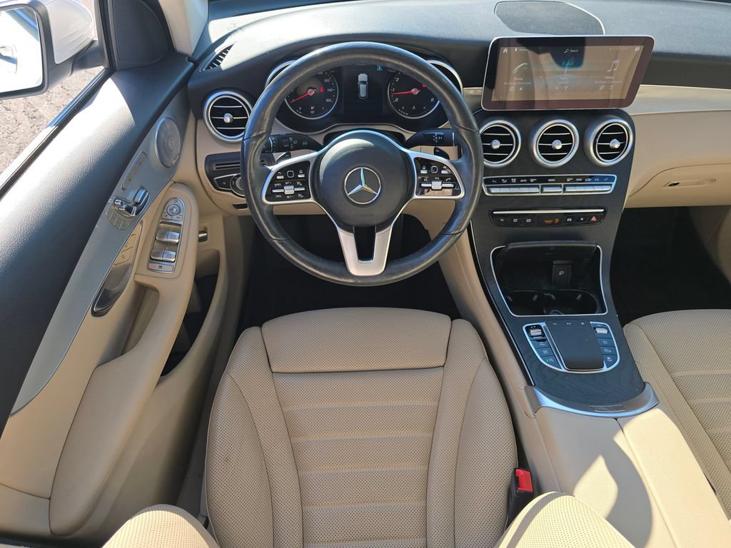 Used 2020 Mercedes-Benz GLC 300 4MATIC image 25