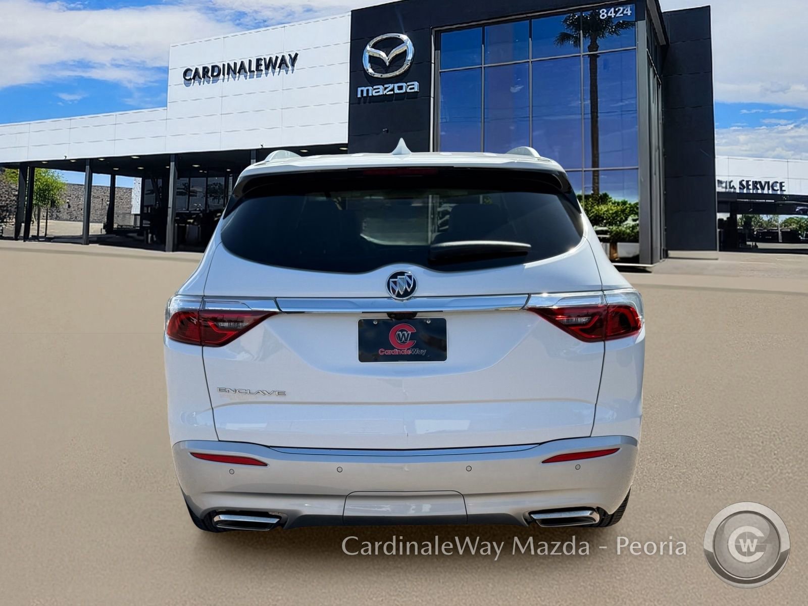 Used 2024 Buick Enclave Essence w/ Technology Package FWD image 7