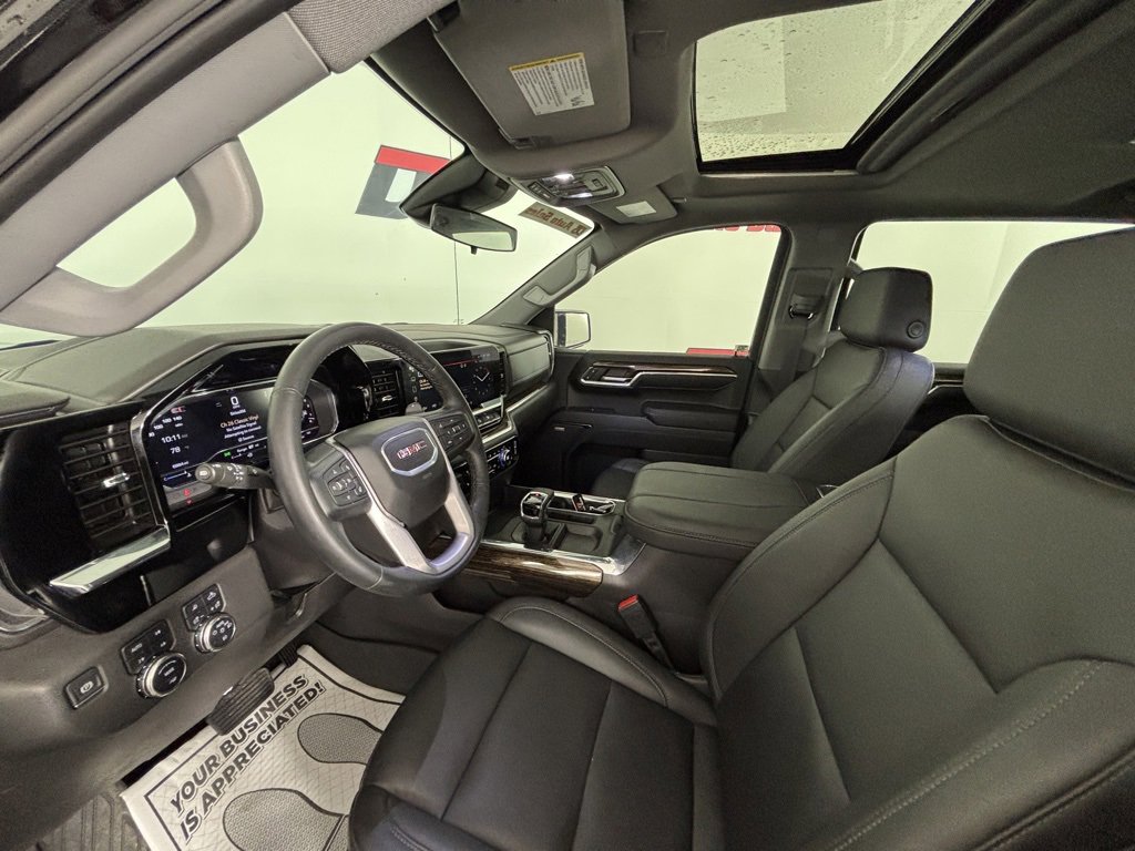 Used 2024 GMC Sierra 1500 Elevation w/ Elevation Premium Package image 13