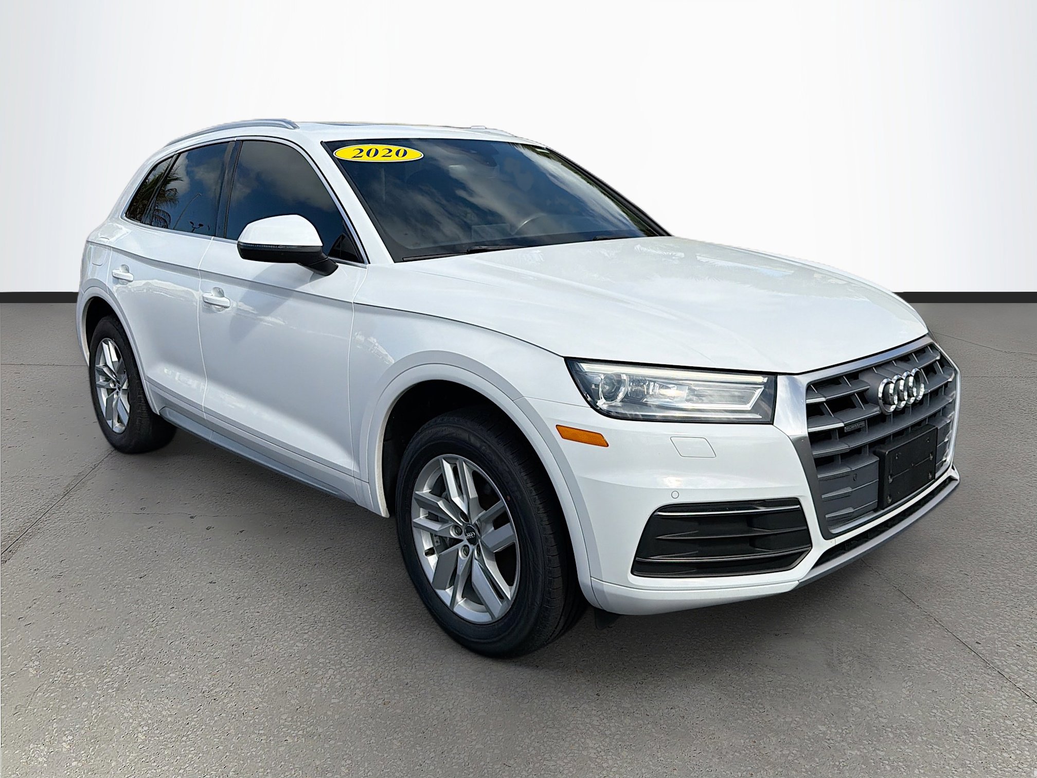 Used 2020 Audi Q5 2.0T Premium w/ Convenience Package image 1