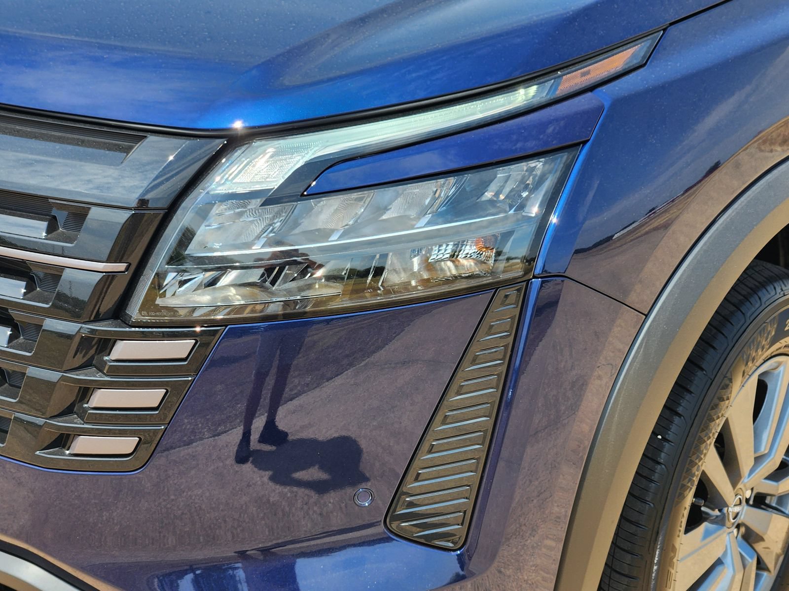 New 2026 Nissan Pathfinder SV FWD image 9