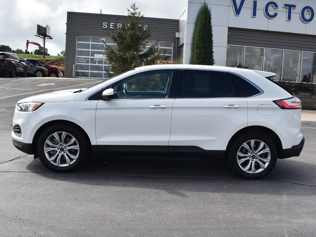 Used 2024 Ford Edge Titanium AWD/4WD image 2
