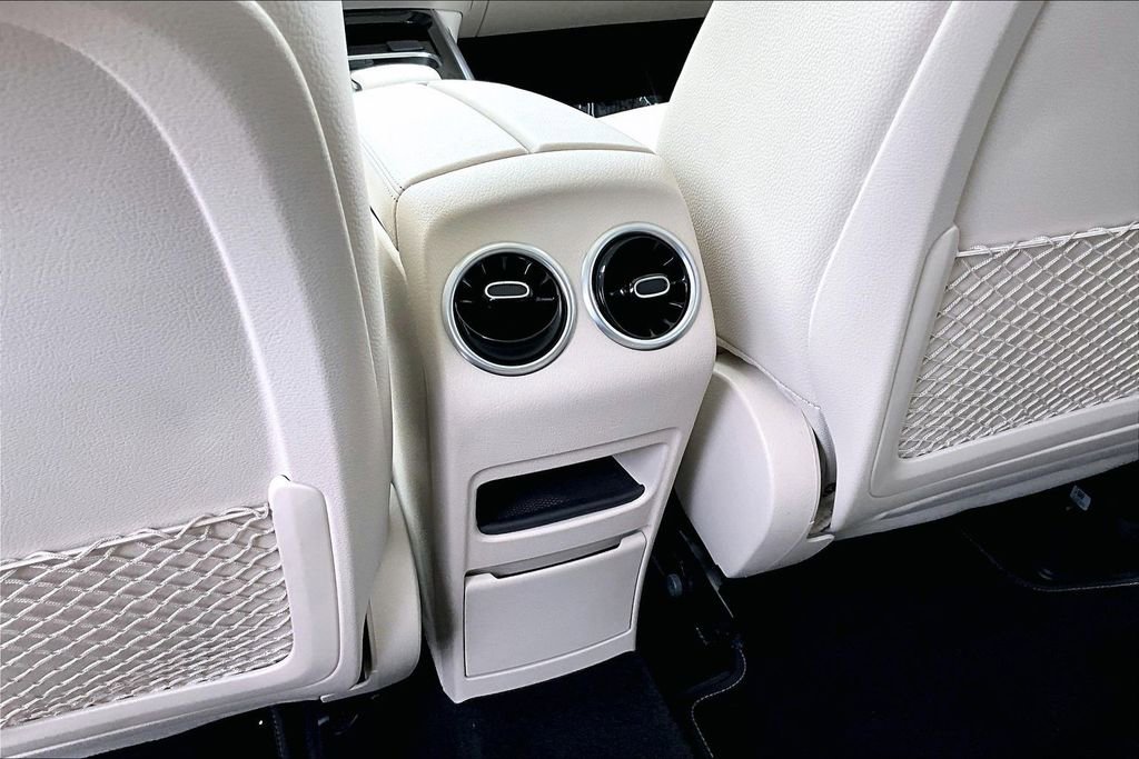 Used 2022 Mercedes-Benz GLB 250 image 18