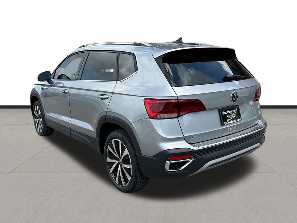 Used 2024 Volkswagen Taos SE FWD image 4