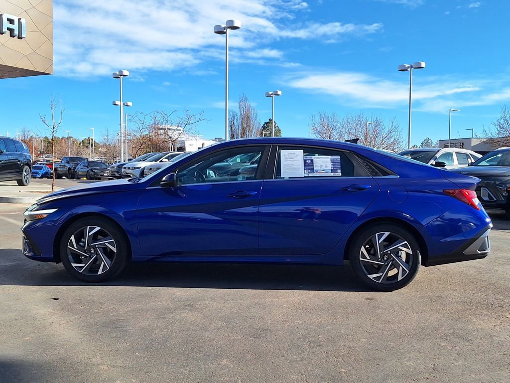New 2025 Hyundai Elantra SEL image 6