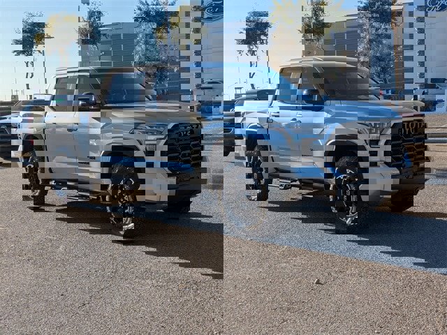 Used 2024 Toyota Tundra Limited image 8