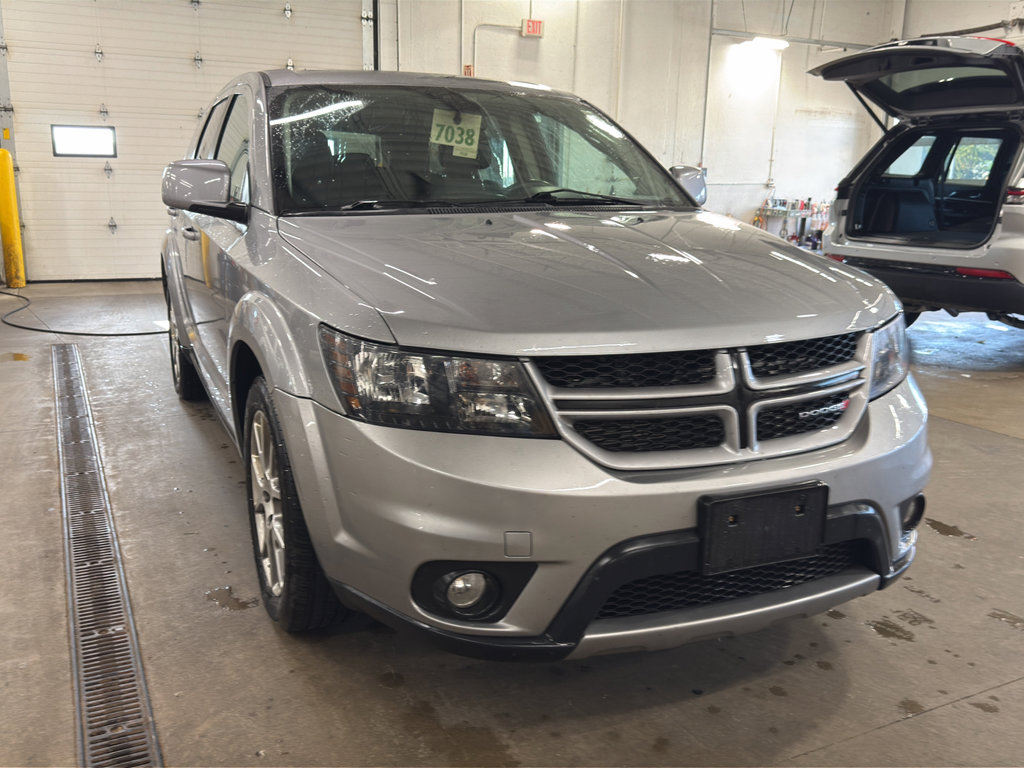 Used 2018 Dodge Journey GT w/ Nav & Sun Group AWD/4WD image 3