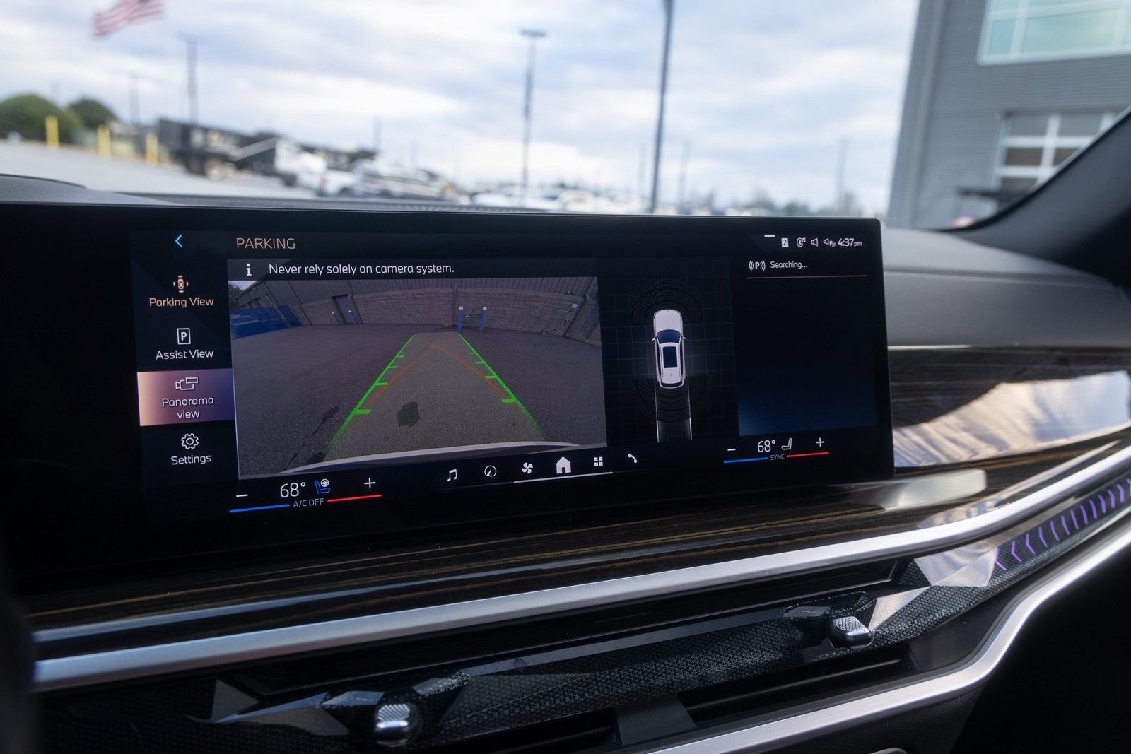 Used 2025 BMW X5 xDrive50e image 25