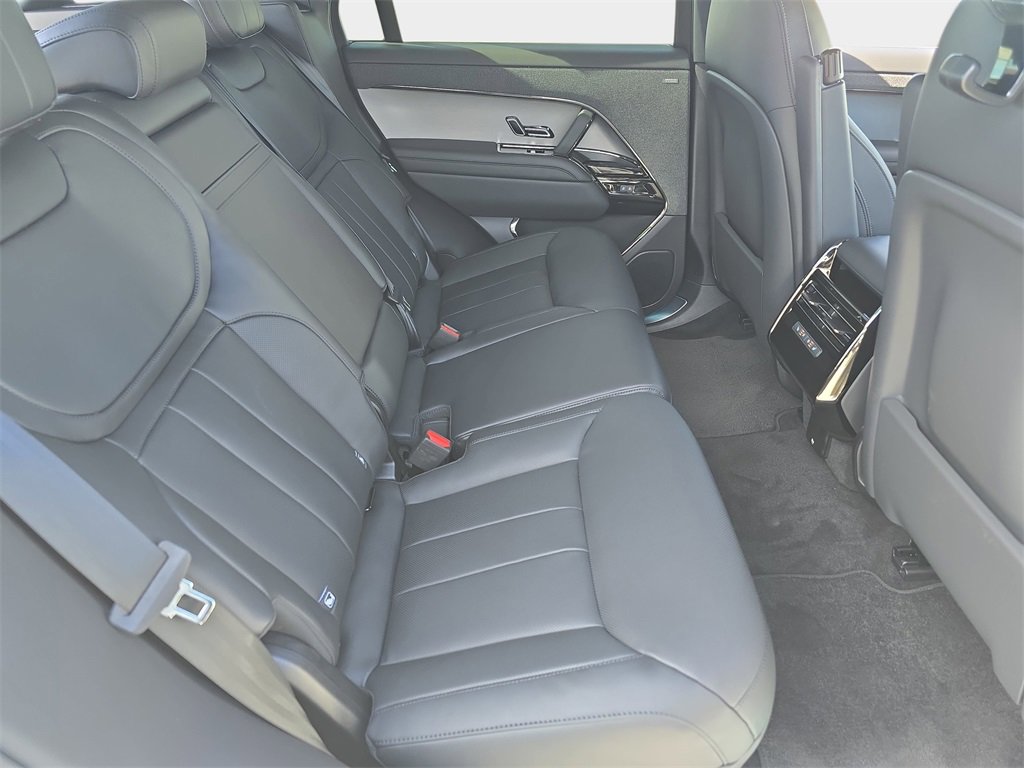 New 2026 Land Rover Range Rover Sport Dynamic SE image 11