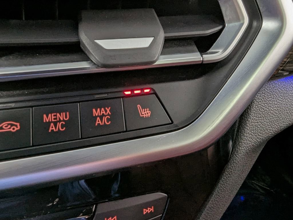 Certified 2023 BMW X4 xDrive30i w/ Convenience Package image 22