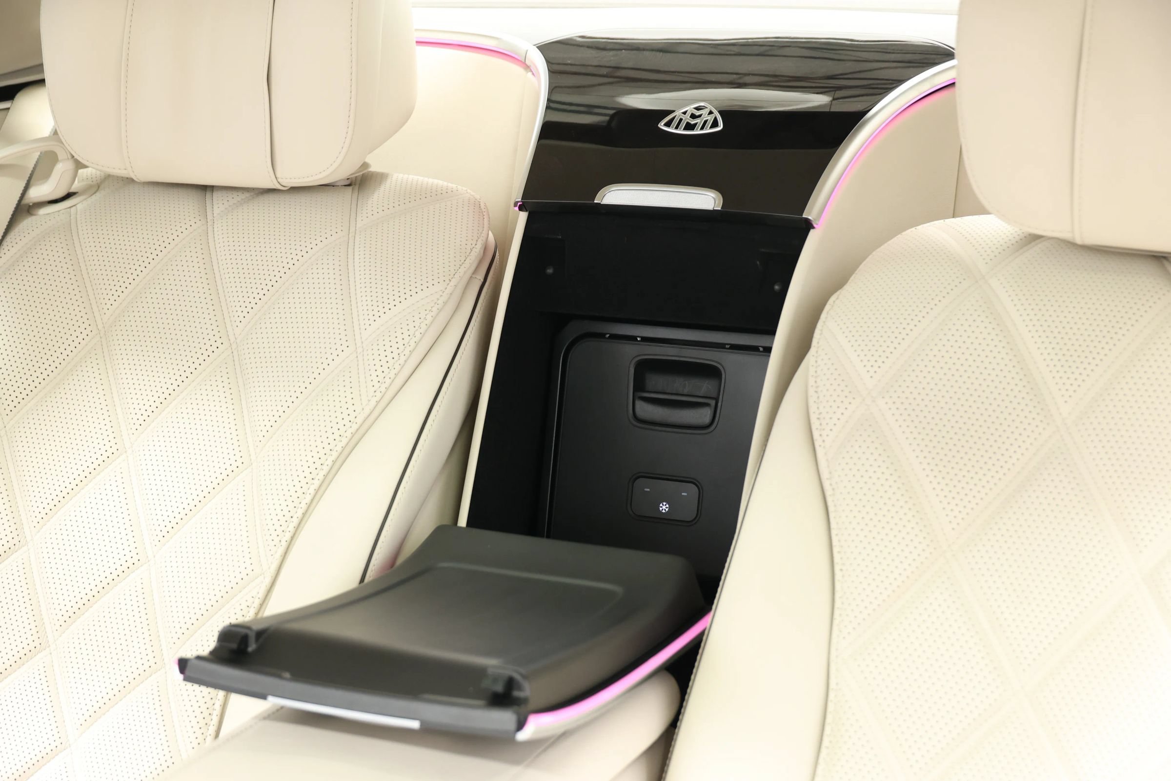 Used 2024 Mercedes-Benz Maybach S 580 4MATIC image 65