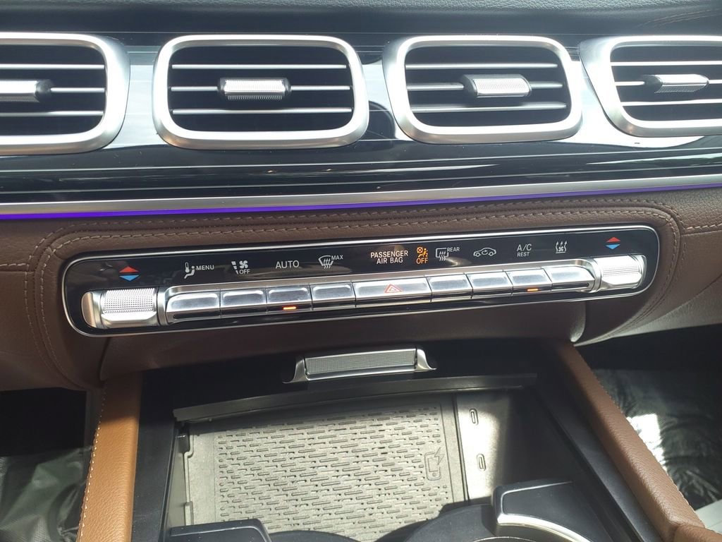 Certified 2024 Mercedes-Benz GLE 450e 4MATIC w/ AMG Line Exterior image 31
