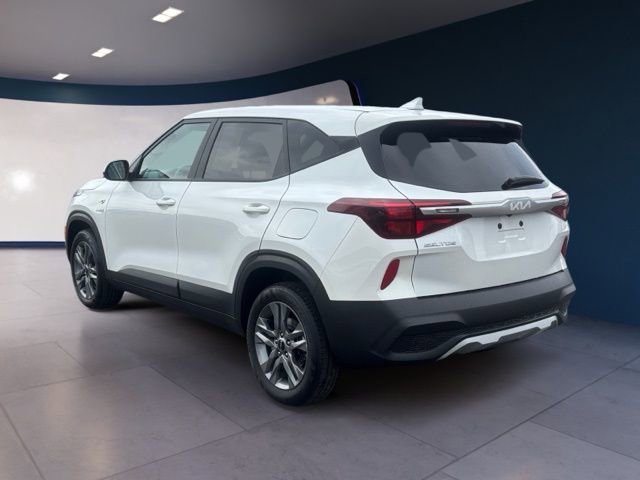 Used 2023 Kia Seltos LX image 3