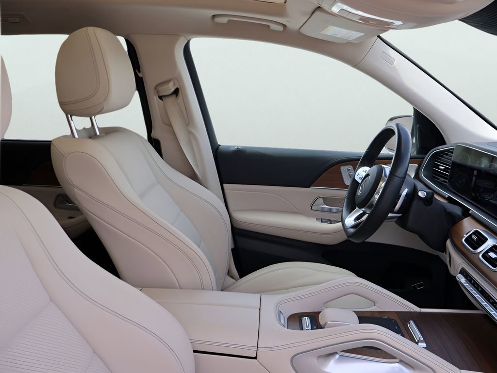 Used 2022 Mercedes-Benz GLS 450 4MATIC image 8