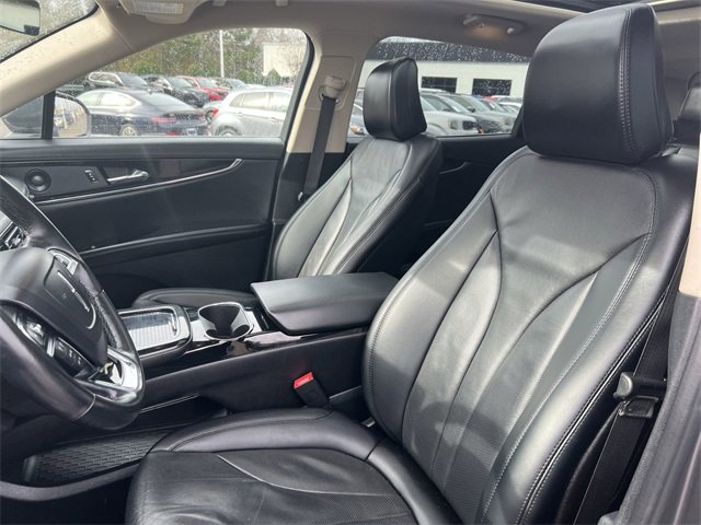 Used 2023 Lincoln Nautilus Reserve w/ Monochromatic Package image 11