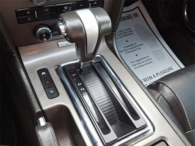 Used 2010 Ford Mustang Convertible image 14