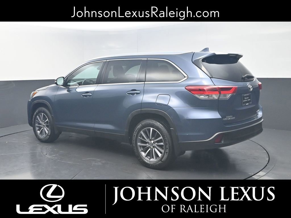 Used 2019 Toyota Highlander XLE image 7
