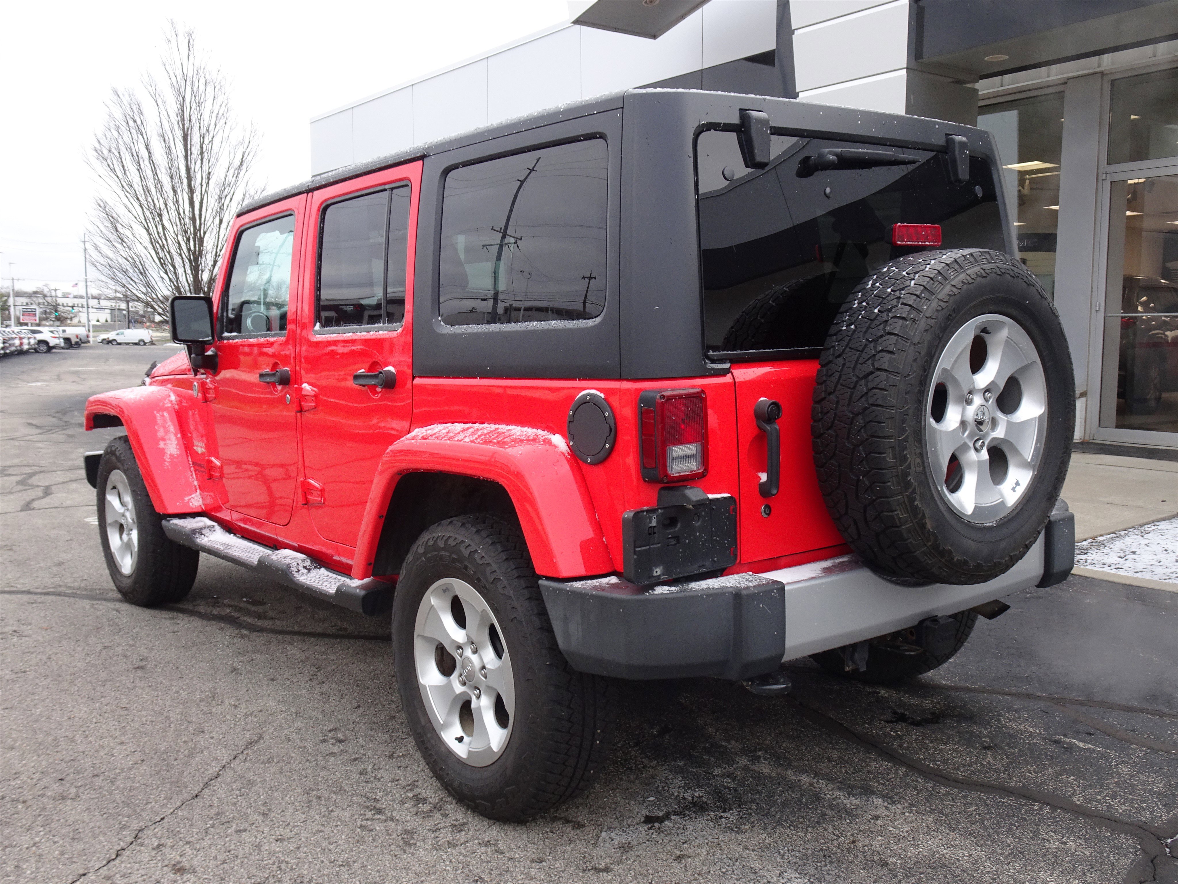 Used 2013 Jeep Wrangler Unlimited Sahara w/ Connectivity Group image 3