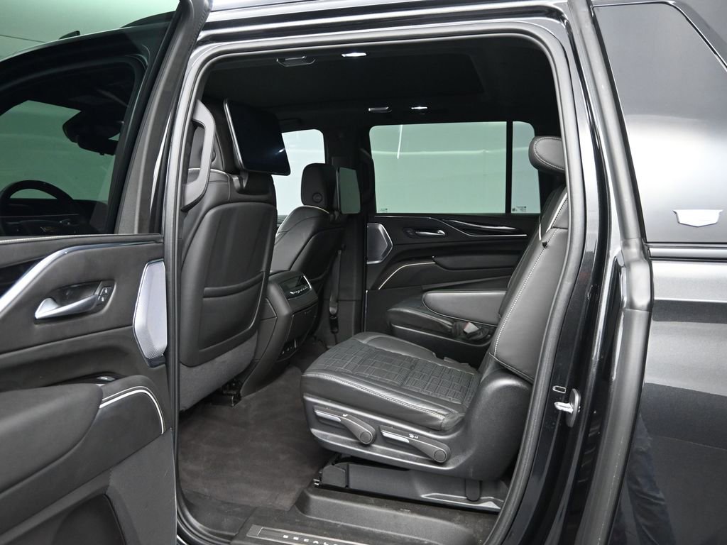 Certified 2024 Cadillac Escalade ESV V w/ LPO, ONYX Package image 11