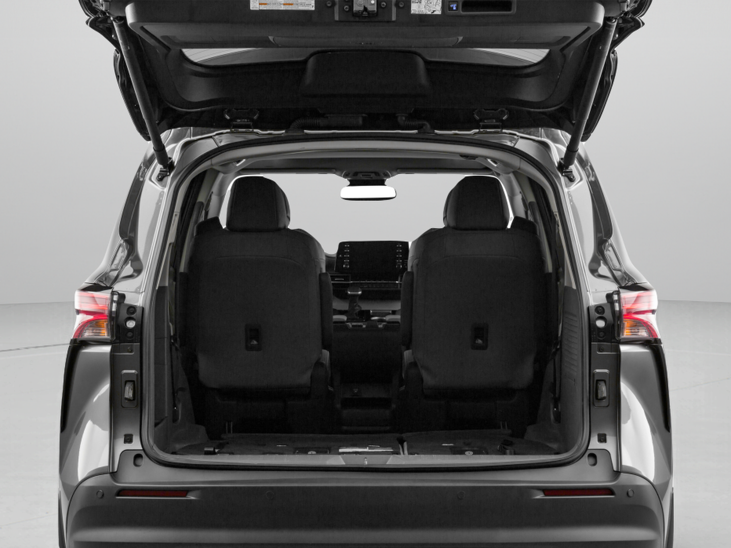 Used 2023 Toyota Sienna XLE FWD image 15