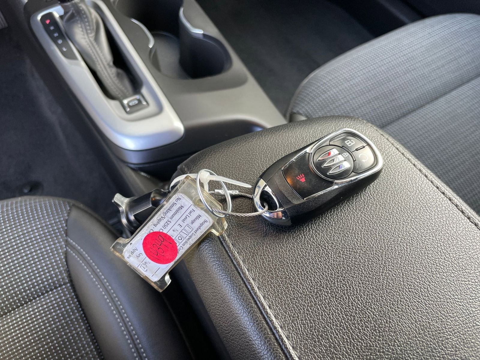 Used 2025 Buick Envista Preferred image 21