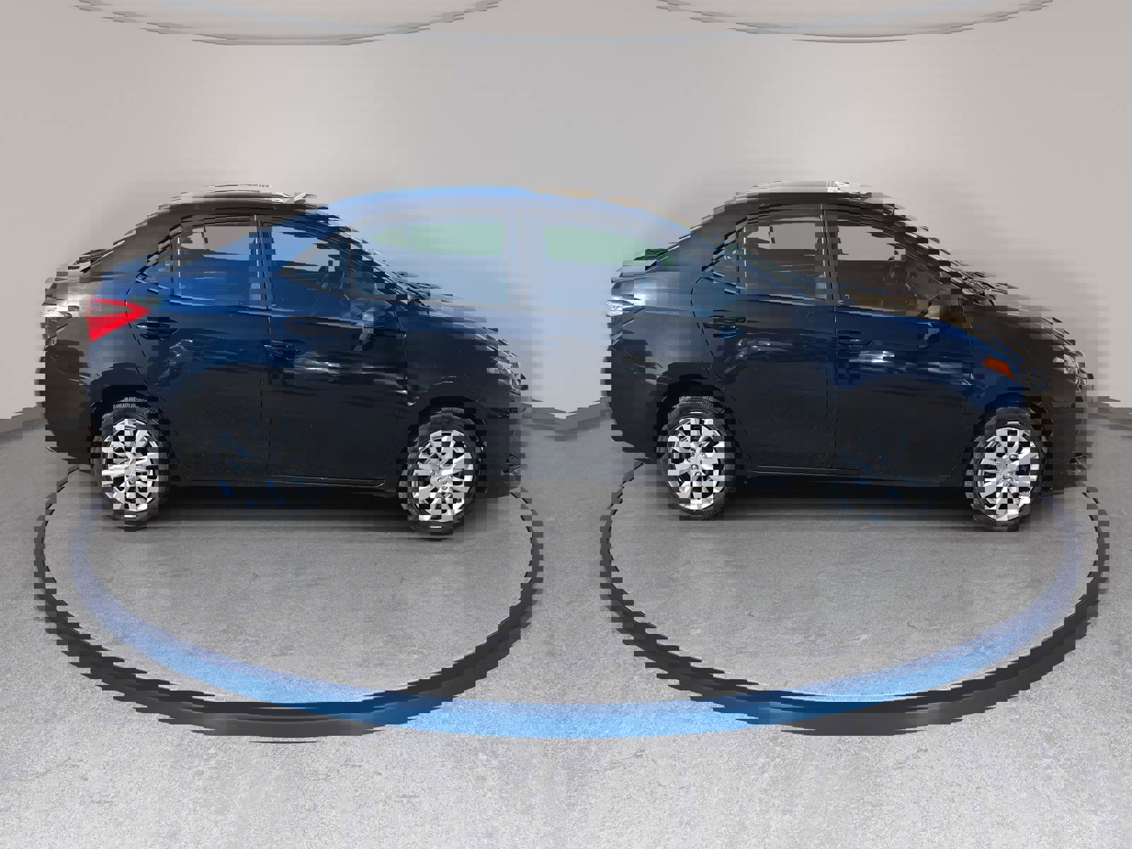 Used 2017 Toyota Corolla L image 4