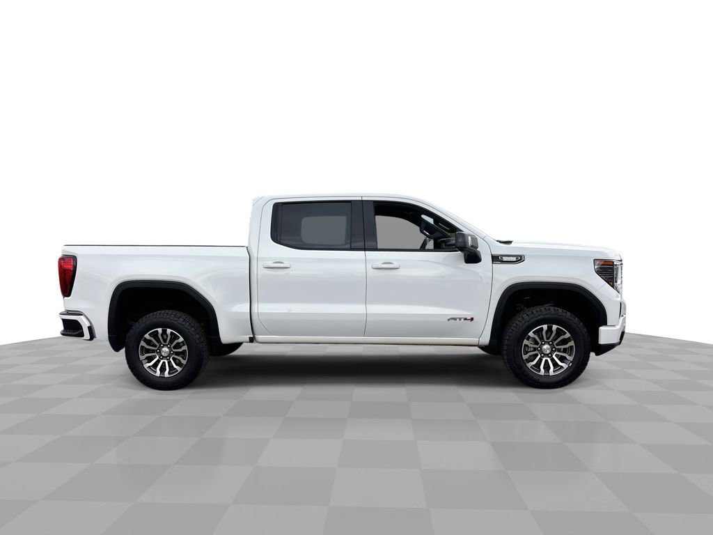 Used 2022 GMC Sierra 1500 AT4 w/ Technology Package image 2