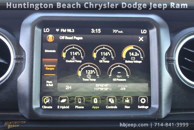 Used 2023 Jeep Wrangler Unlimited Sahara image 31