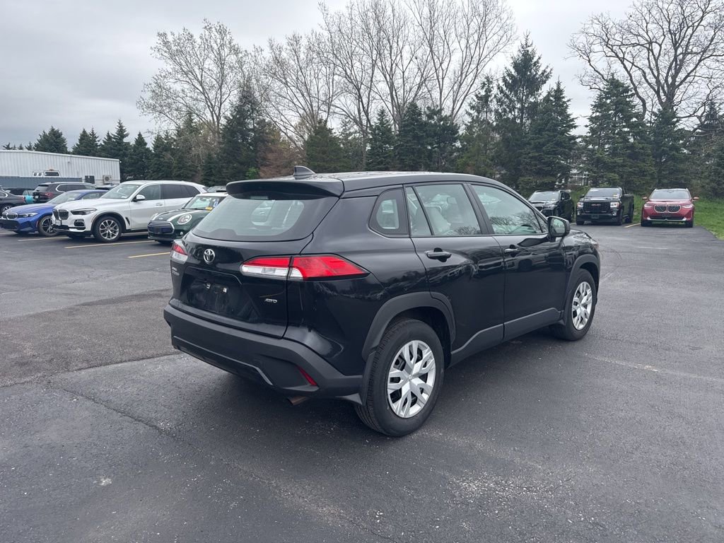 Used 2023 Toyota Corolla Cross L AWD/4WD image 4