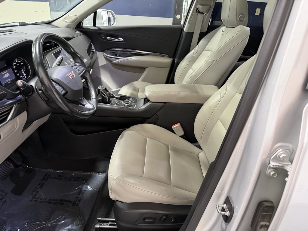 Used 2019 Cadillac XT4 Luxury image 29