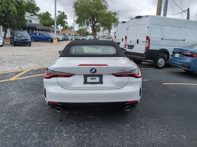 Used 2025 BMW 430i Convertible image 6