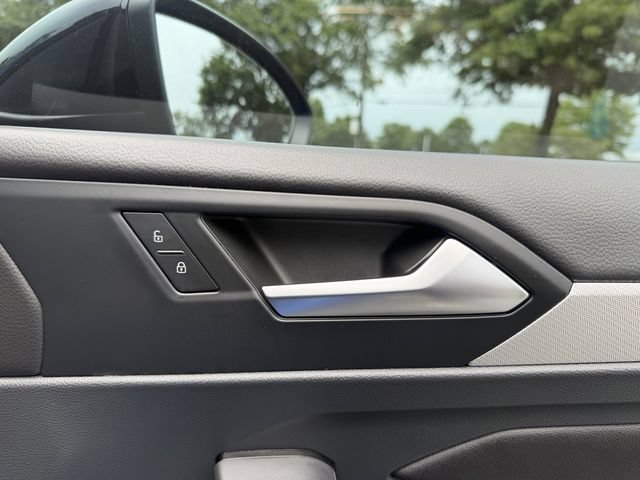 Used 2023 Volkswagen Jetta Sport FWD image 29