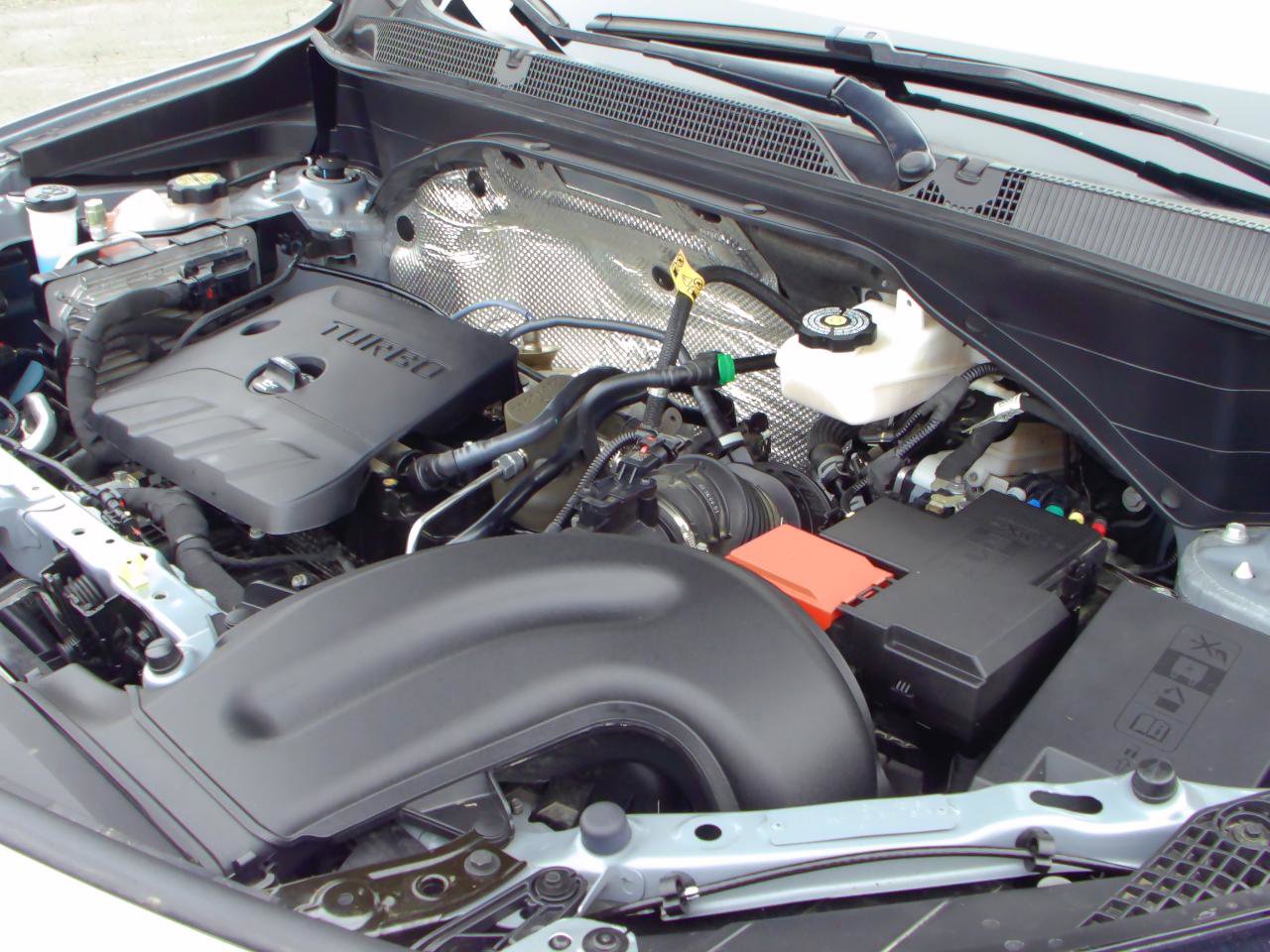 Used 2023 Buick Encore GX Essence w/ Experience Buick Package FWD image 8