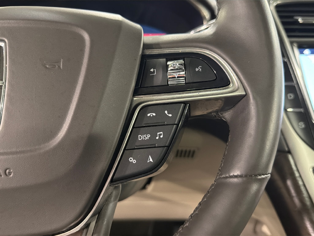 Used 2019 Lincoln Nautilus Reserve AWD/4WD image 14