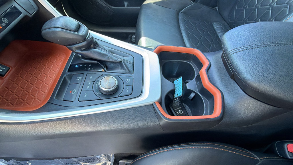 Used 2019 Toyota RAV4 Adventure AWD/4WD image 13