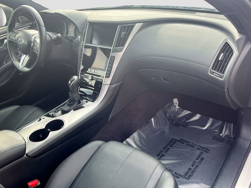 Used 2021 INFINITI Q60 3.0t Luxe w/ Essential Package image 30
