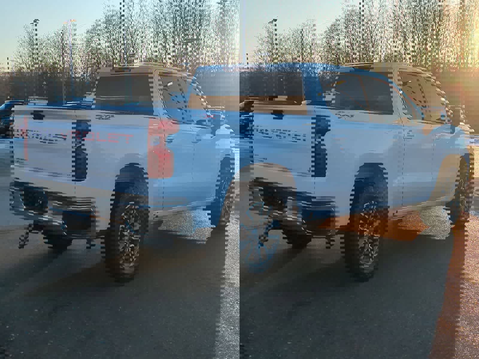 Used 2022 Chevrolet Silverado 1500 LT image 8