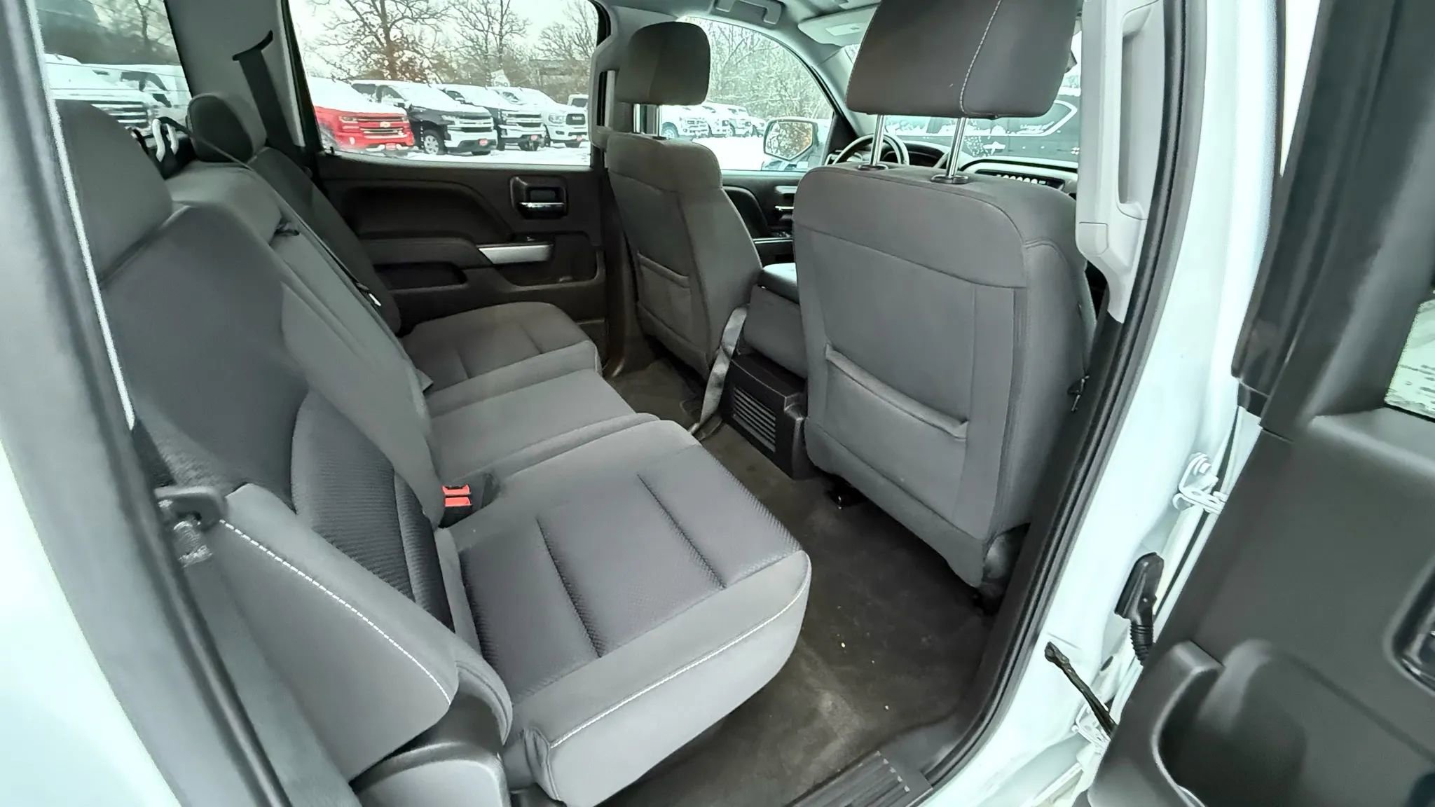 Used 2018 Chevrolet Silverado 1500 LT w/ LT Eassist Package image 29