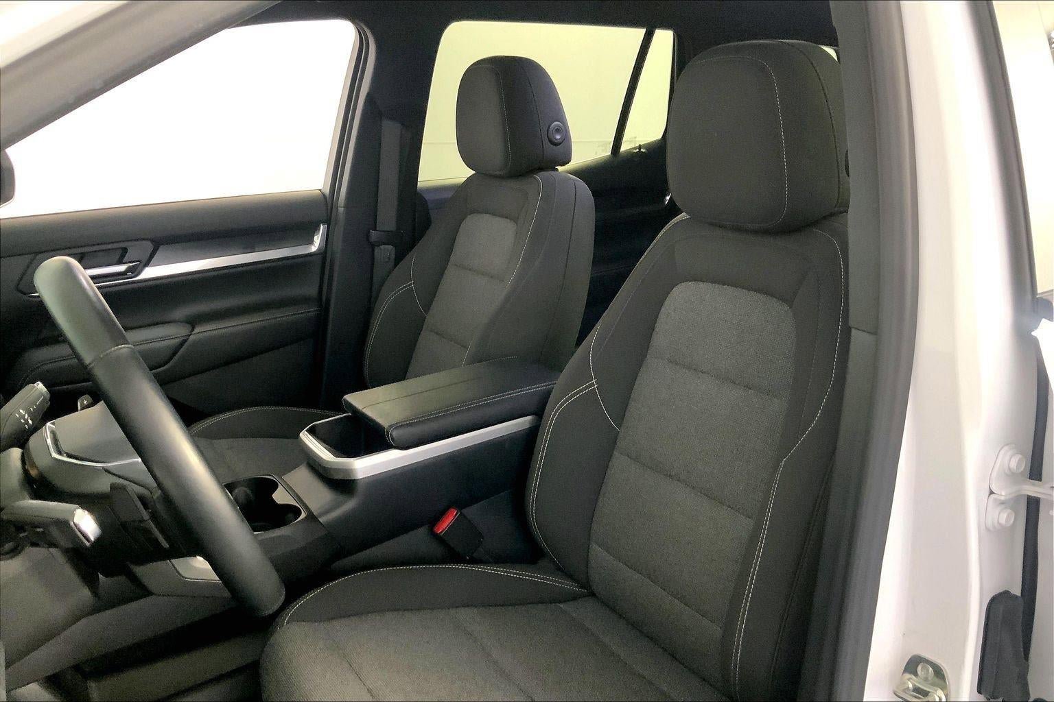 Used 2025 GMC Terrain Elevation AWD/4WD image 22