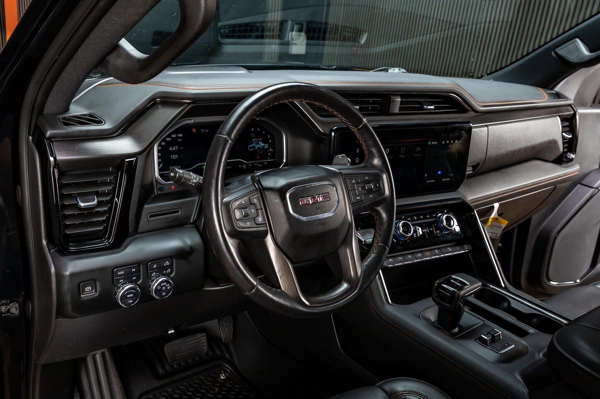 Used 2023 GMC Sierra 1500 AT4 w/ AT4 Premium Package AWD/4WD image 14