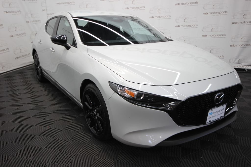 Used 2024 MAZDA MAZDA3 s FWD image 10