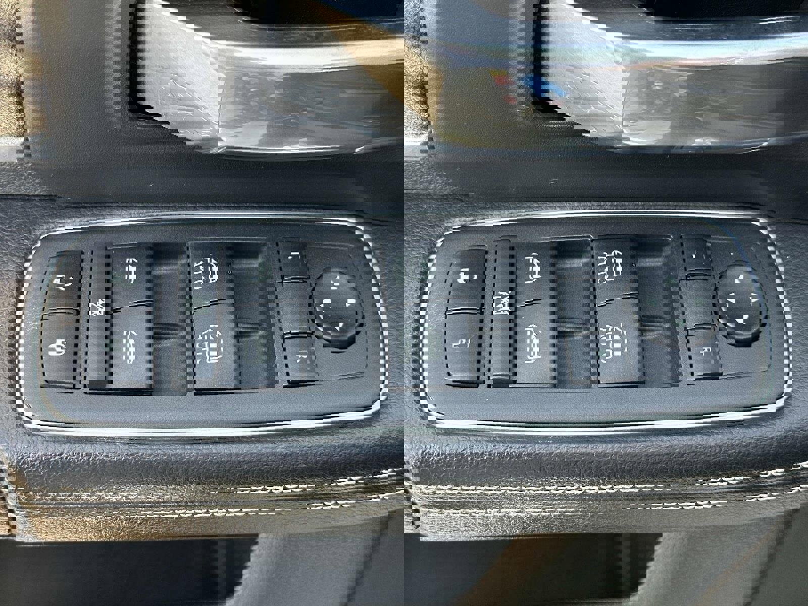 Used 2022 RAM 3500 Laramie image 22