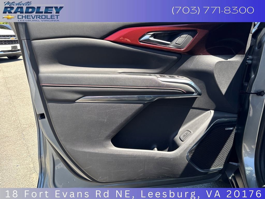 Used 2024 Chevrolet Traverse Z71 w/ Enhanced Driving Package AWD/4WD image 12