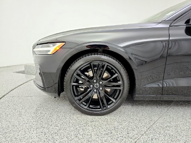 Certified 2024 Volvo S60 B5 Plus w/ Climate Package AWD/4WD image 30
