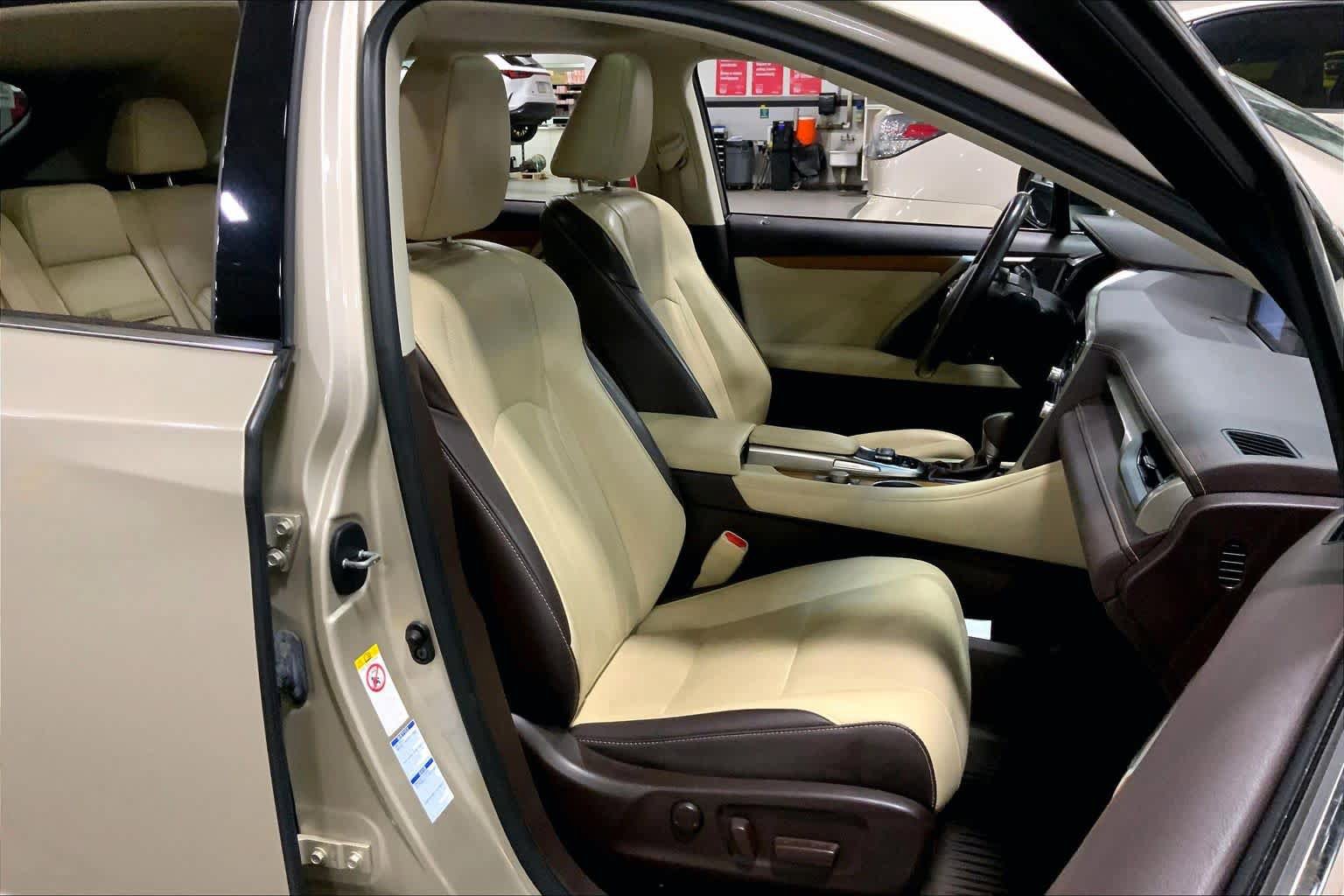Used 2017 Lexus RX 350 AWD w/ Premium Package image 9