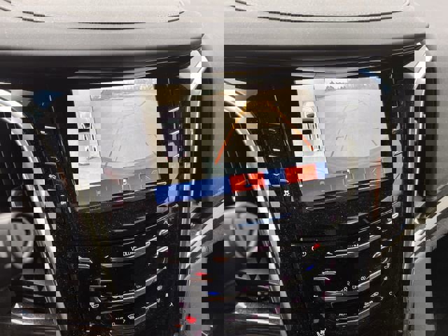 Used 2019 Cadillac Escalade Platinum image 16