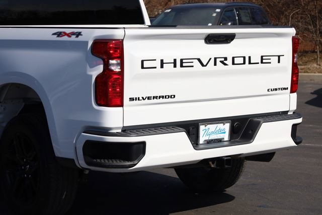 Used 2023 Chevrolet Silverado 1500 Custom w/ LPO, Dark Essentials Package image 8