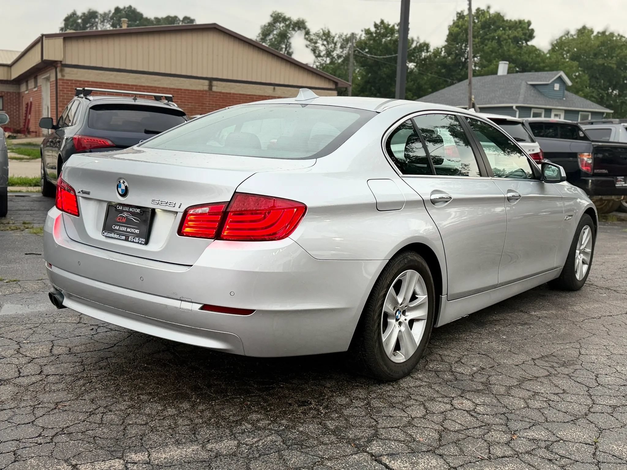 Used 2013 BMW 528i xDrive Sedan AWD/4WD image 6