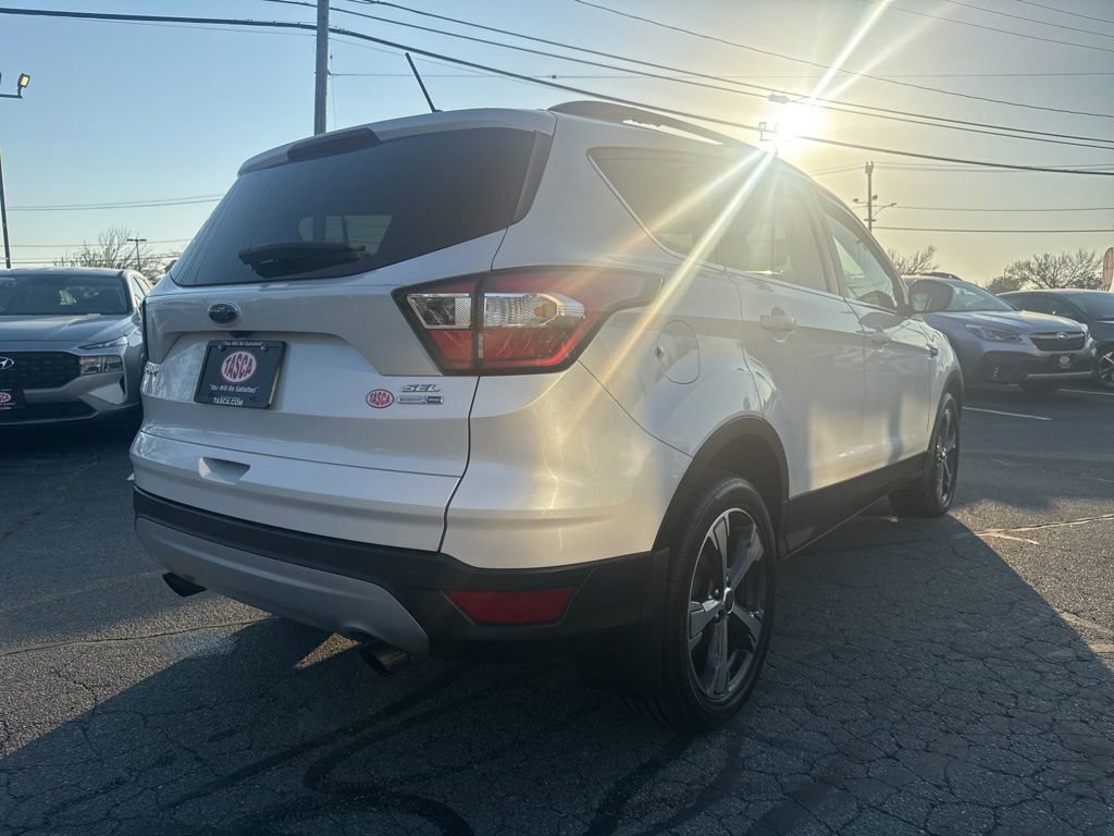 Used 2018 Ford Escape SEL w/ Ford Safe & Smart Package AWD/4WD image 5
