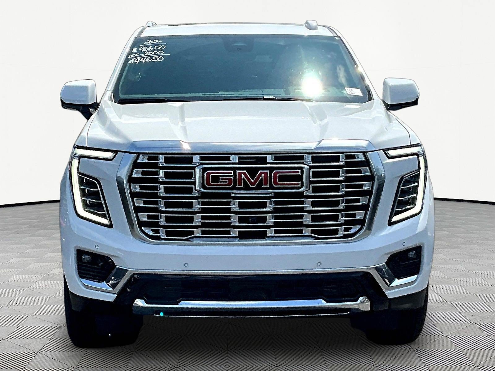 New 2026 GMC Yukon XL Denali w/ Advanced Technology Package AWD/4WD image 2